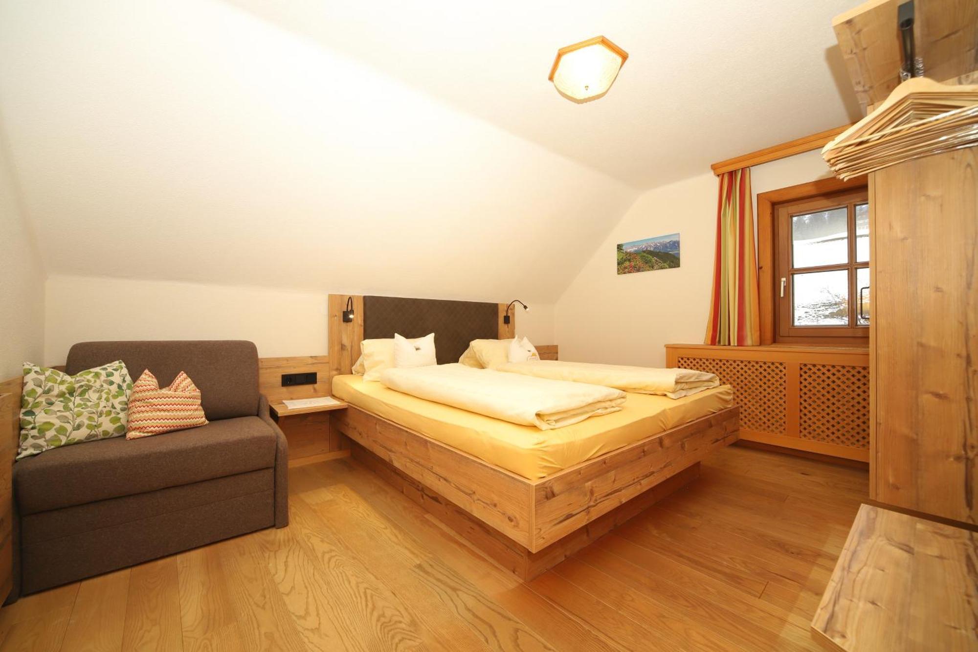 Linarhof Apartment Urlaub Am Bio Bauernhof Haus im Ennstal Pokoj fotografie