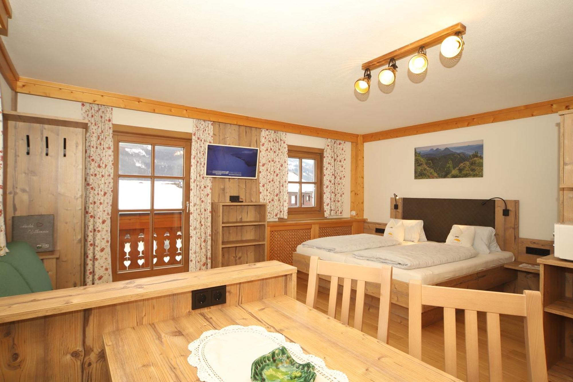 Linarhof Apartment Urlaub Am Bio Bauernhof Haus im Ennstal Exteriér fotografie